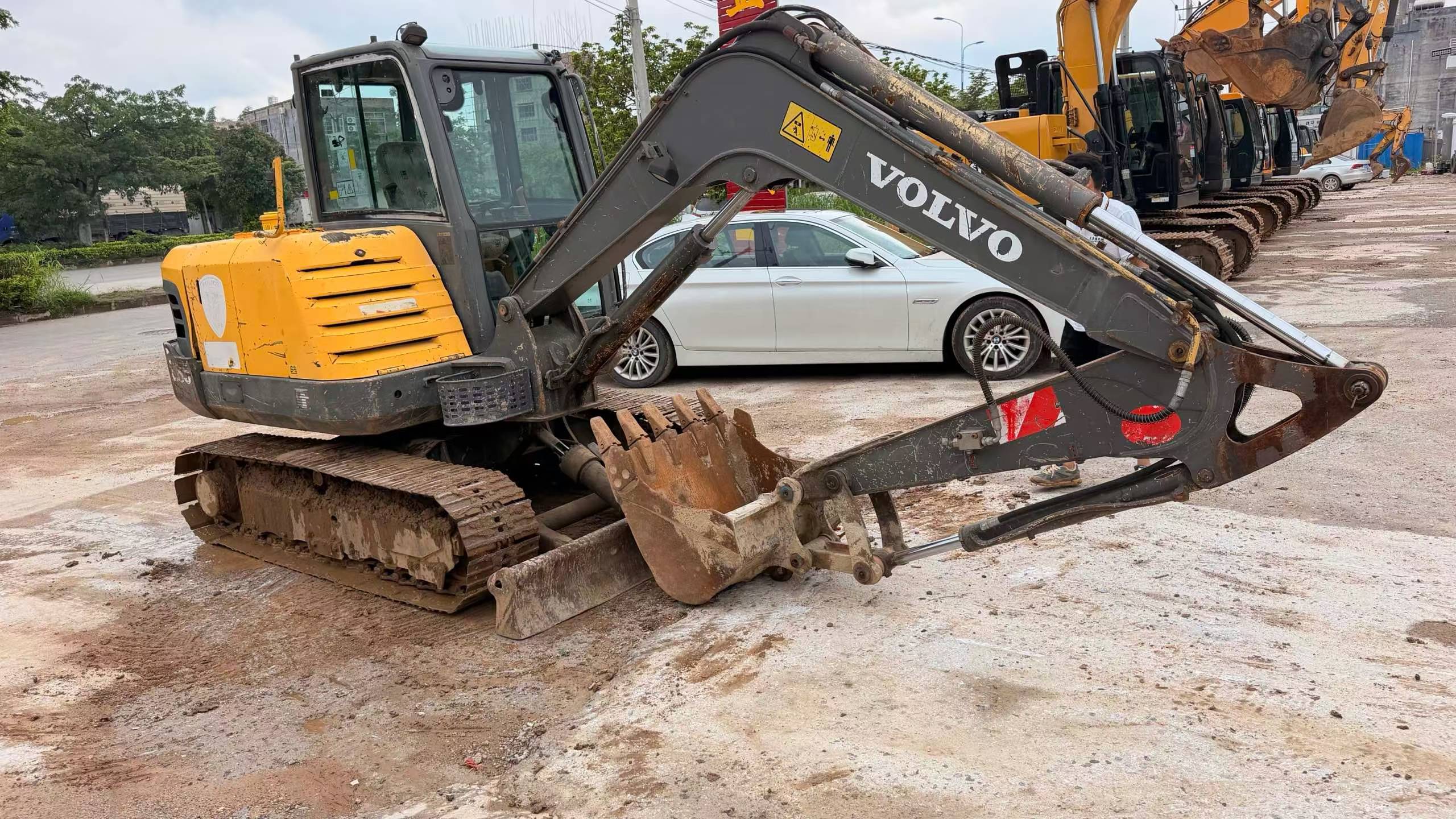 Buy Volvo EC60 Used Excavator / 9