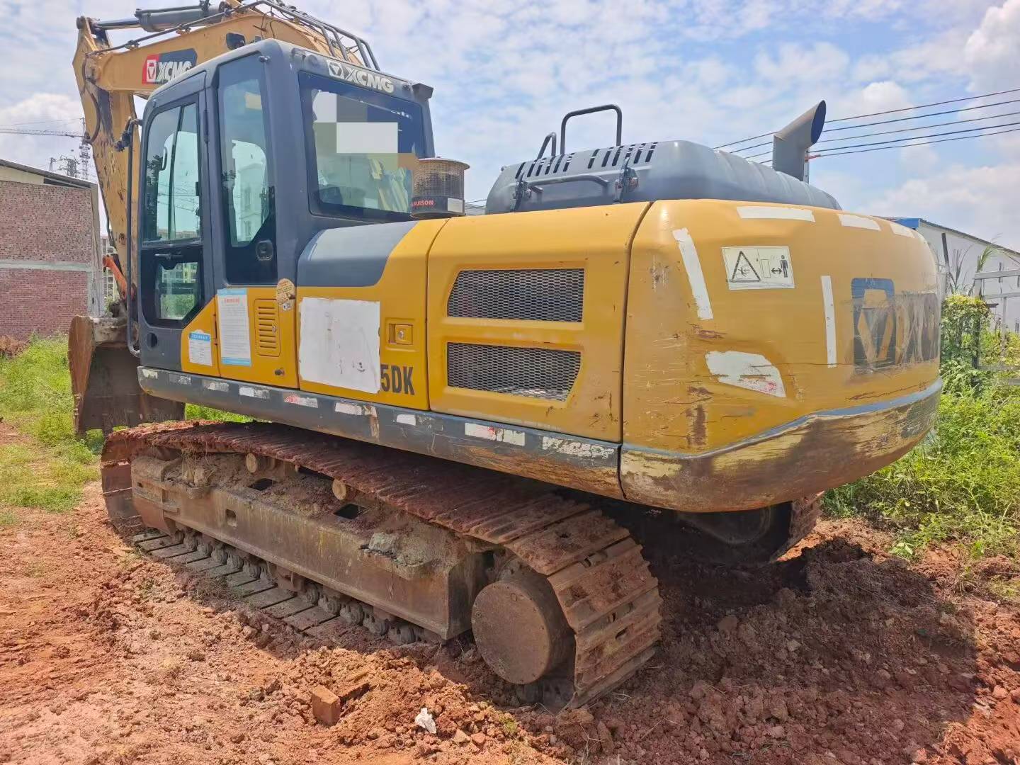 Buy XCMG XE205DA Used Excavator / 2