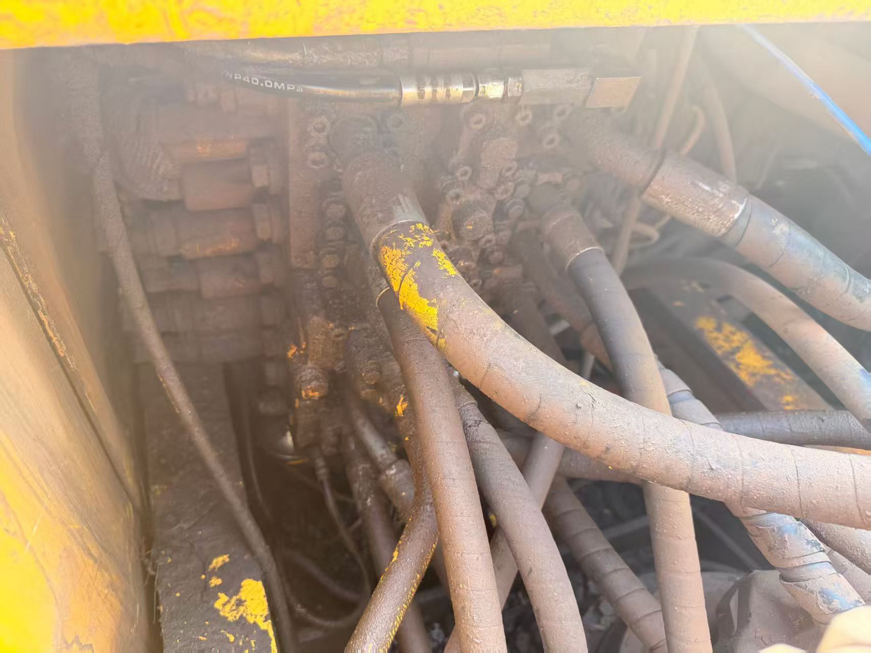 Buy Komatsu PC200-7 Used Excavator / 2