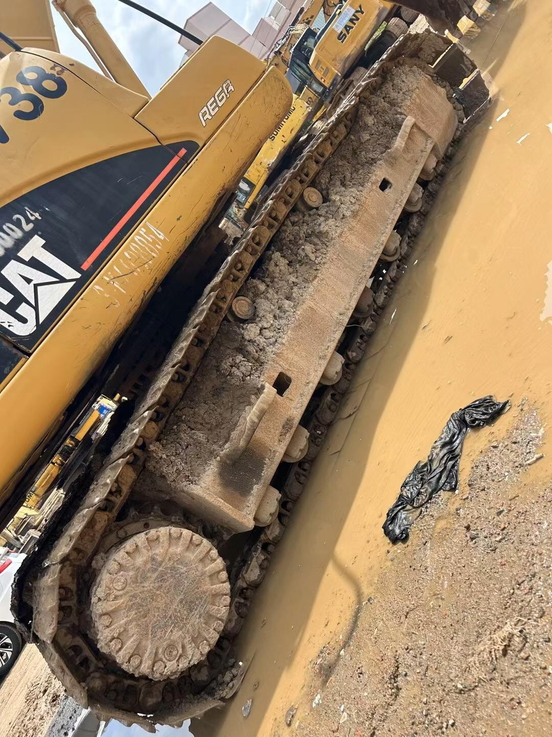 Buy Caterpillar 320C Used Excavator / 5