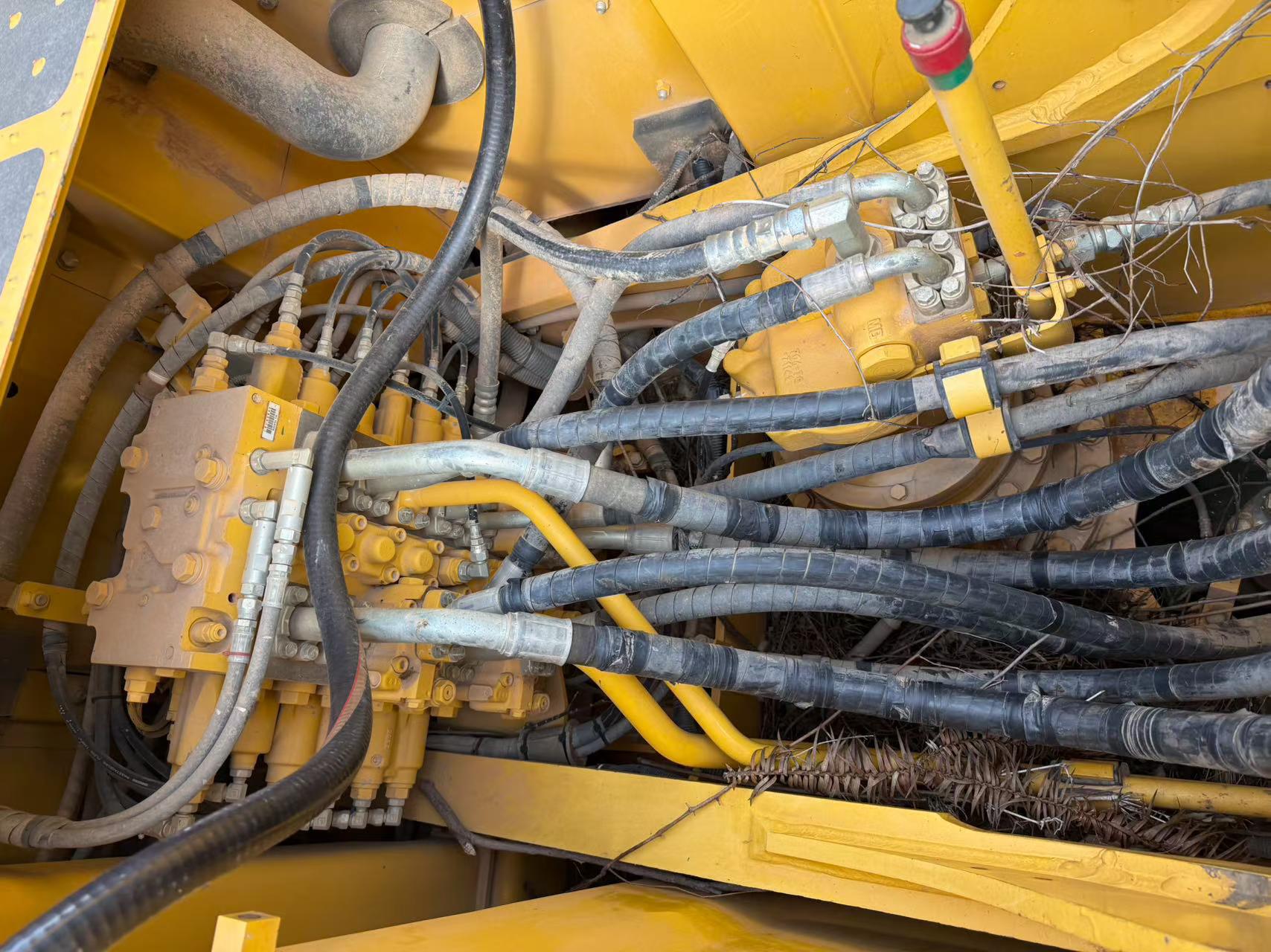 Buy Komatsu PC200 Used Excavator / 7