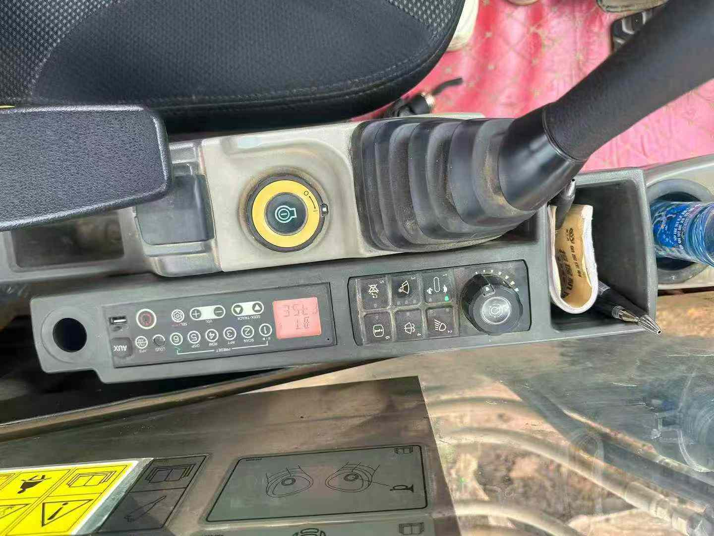 Buy Caterpillar 320GC Used Excavator / 5