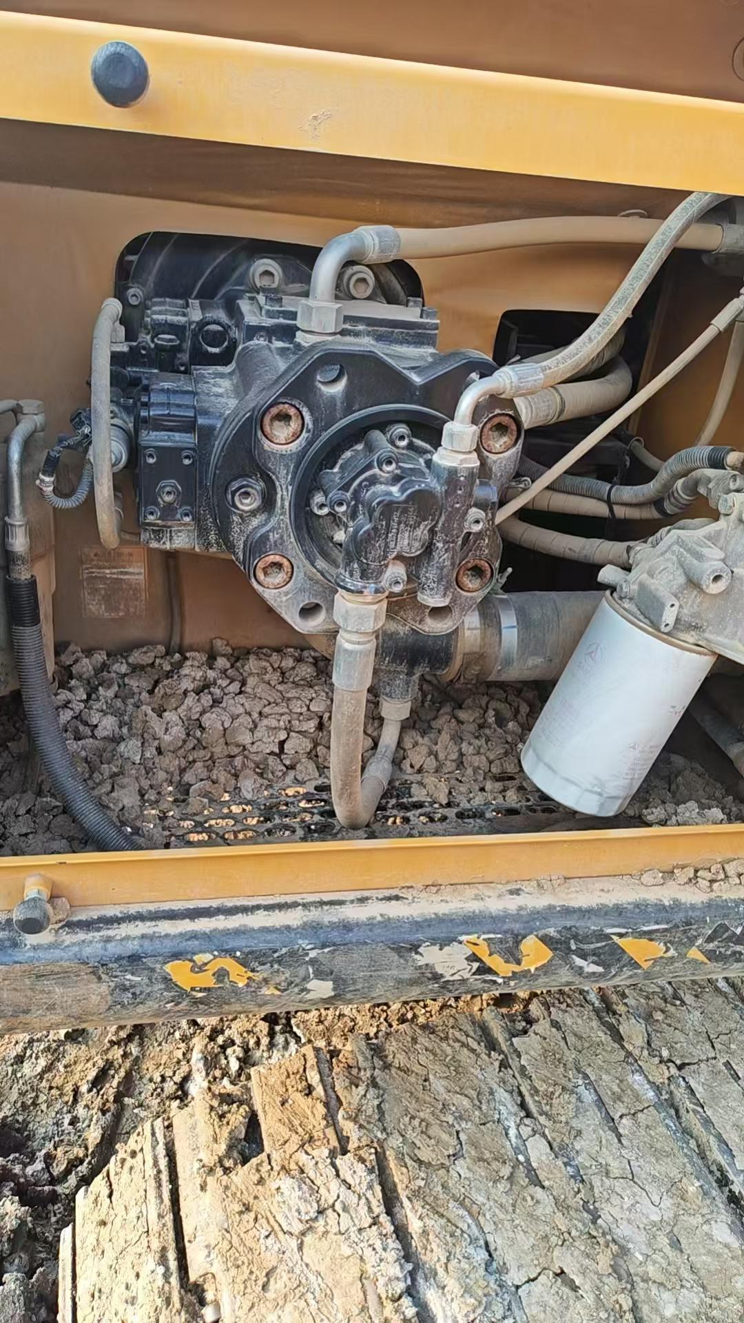 Buy Sany SY215C-8 Used Excavator / 9