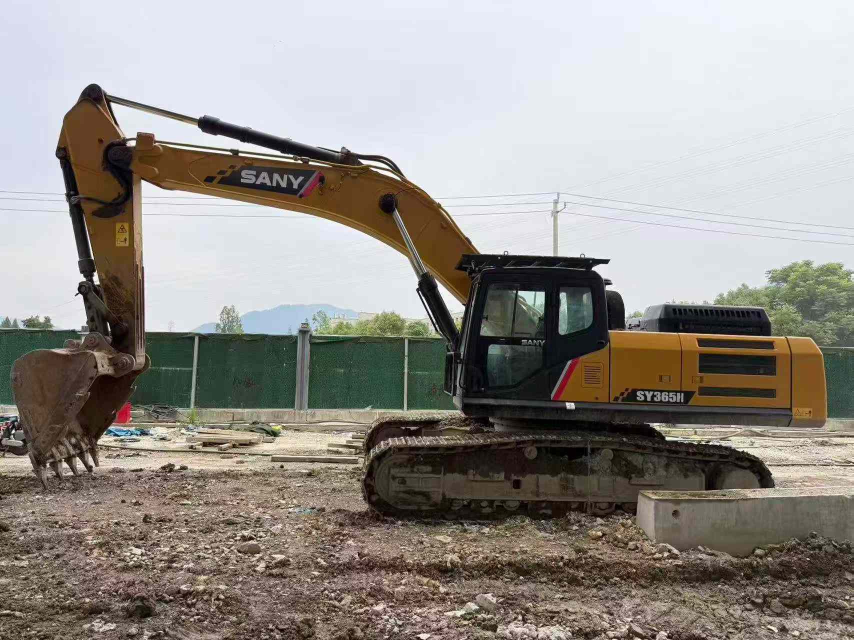 Buy Sany SY365C Used Excavator / 2
