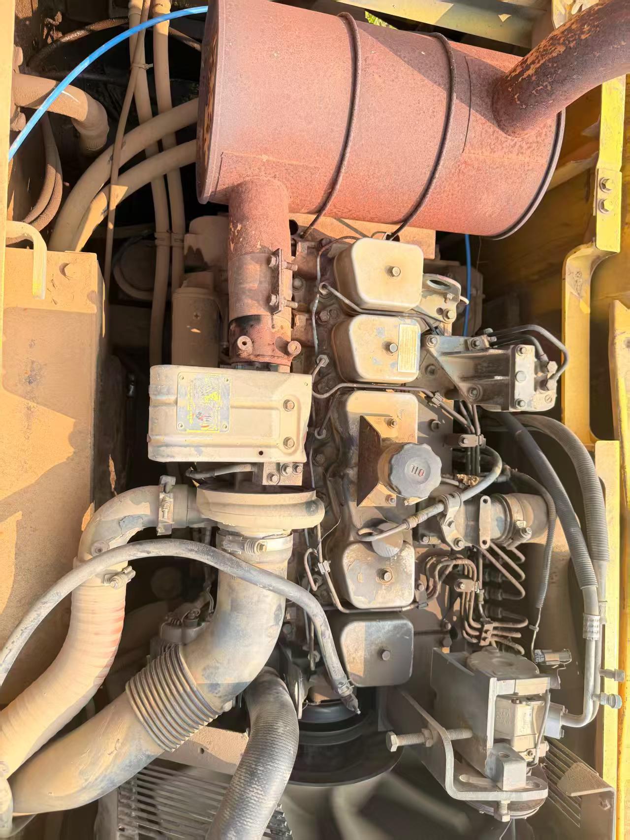 Buy Komatsu PC200-7 Used Excavator / 3