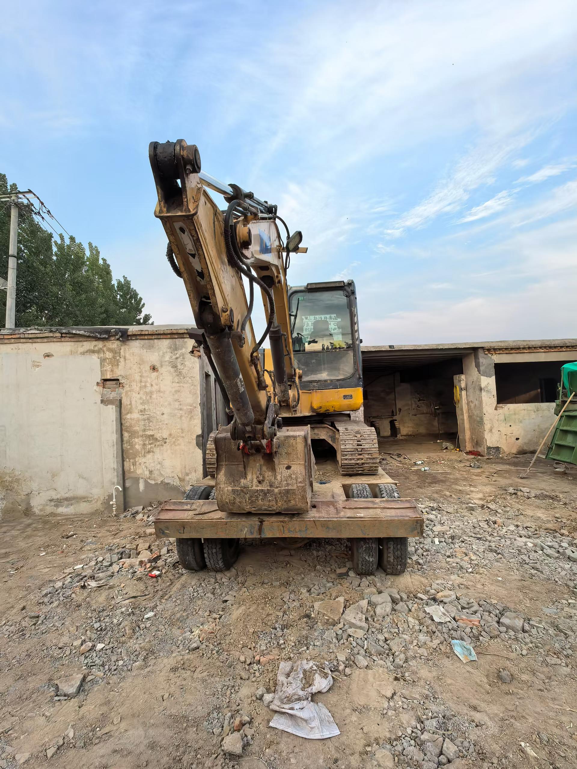 Buy XCMG XE55D Used Excavator / 2