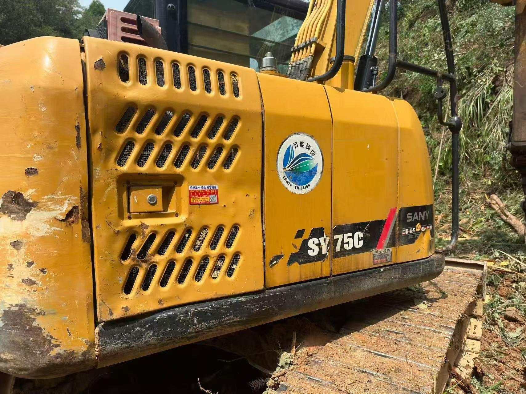 Buy Sany SY75 Used Excavator / 2