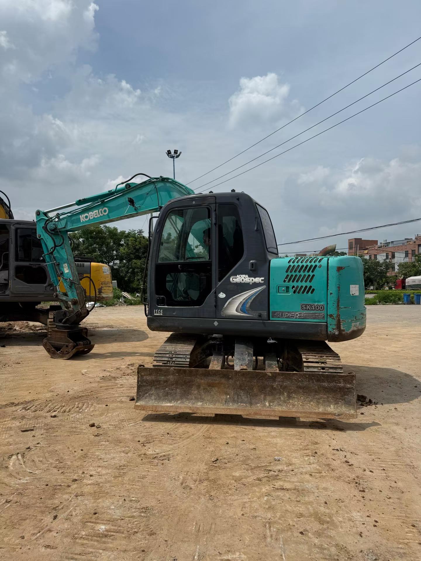 Buy Kobelco SK75-8 Used Excavator / 9