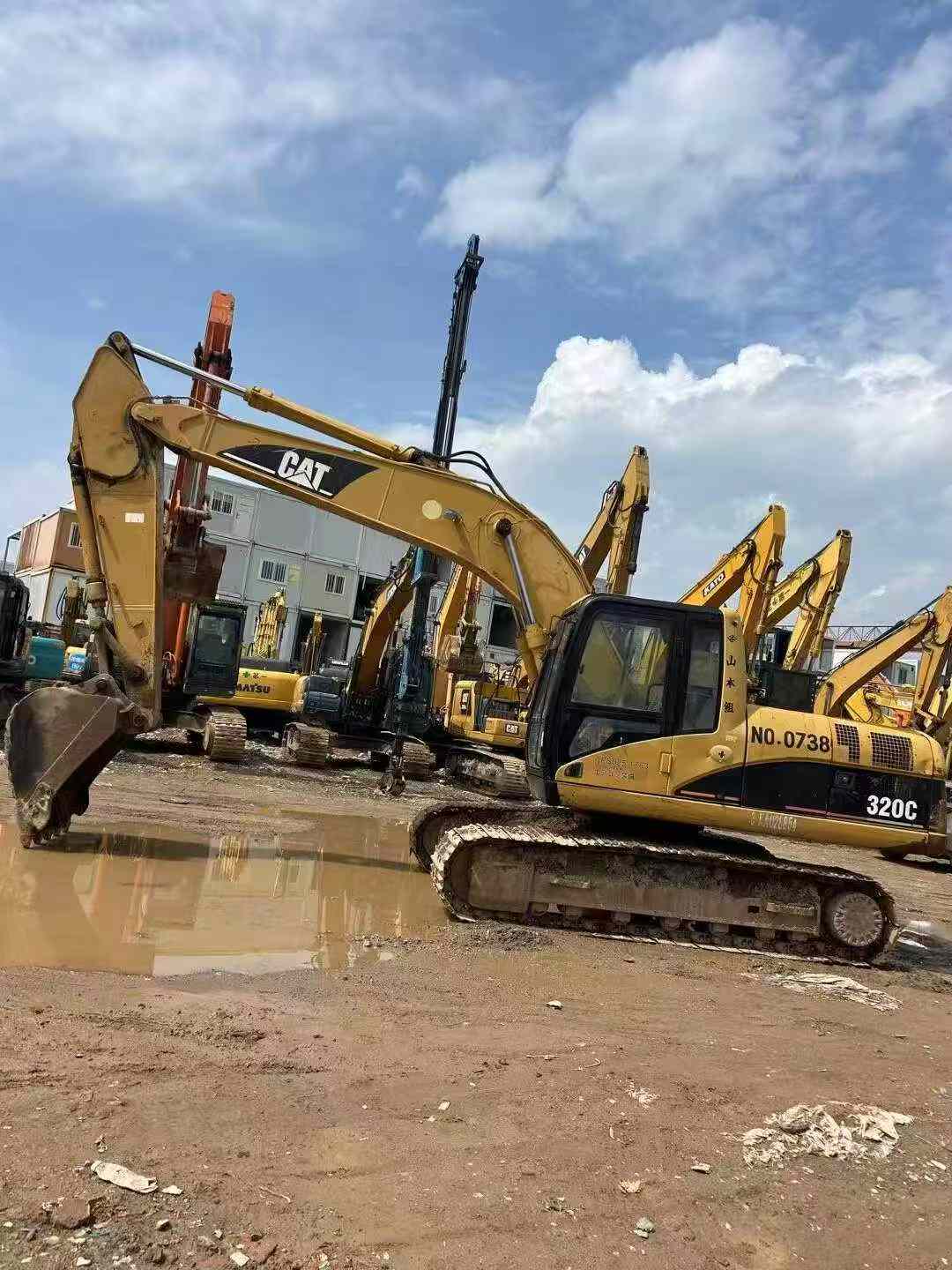 Buy Caterpillar 320A Used Excavator / 3