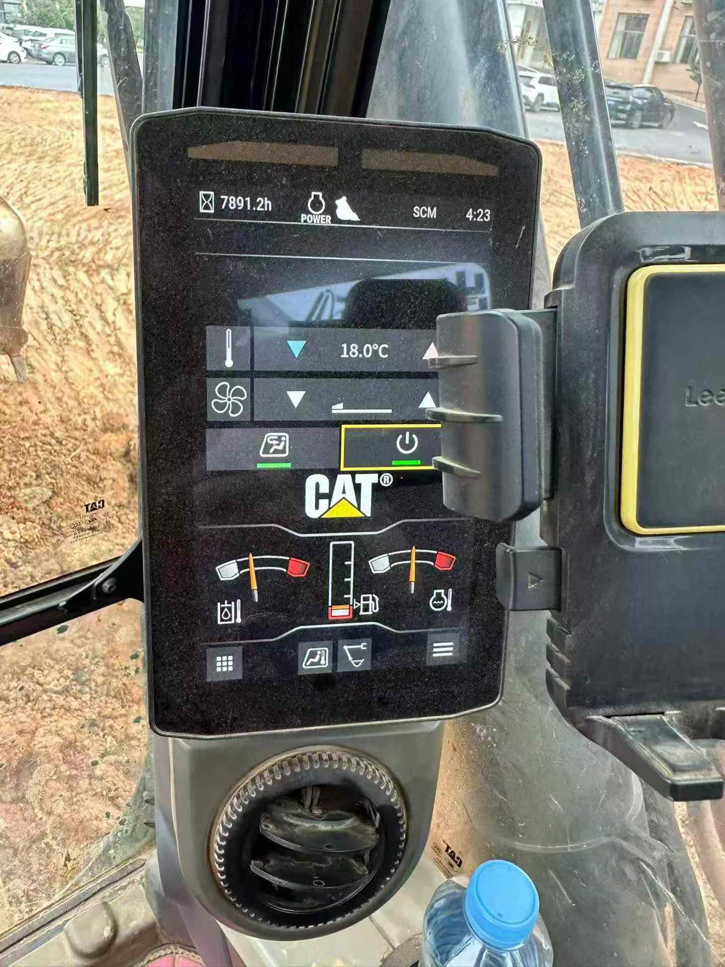 Buy Caterpillar 320GC Used Excavator / 6