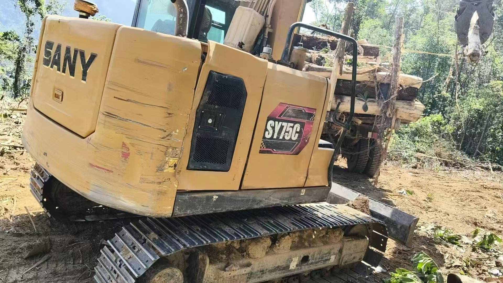 Buy Sany SY75 Used Excavator / 2