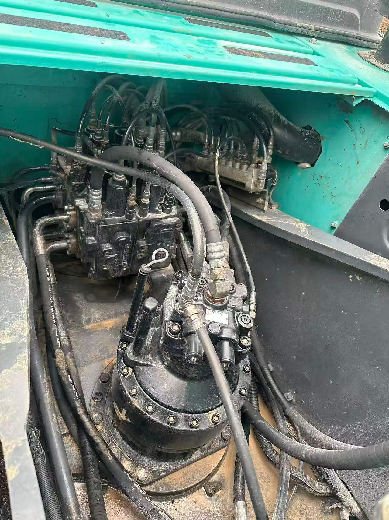 Buy Kobelco SK260 Used Excavator / 3
