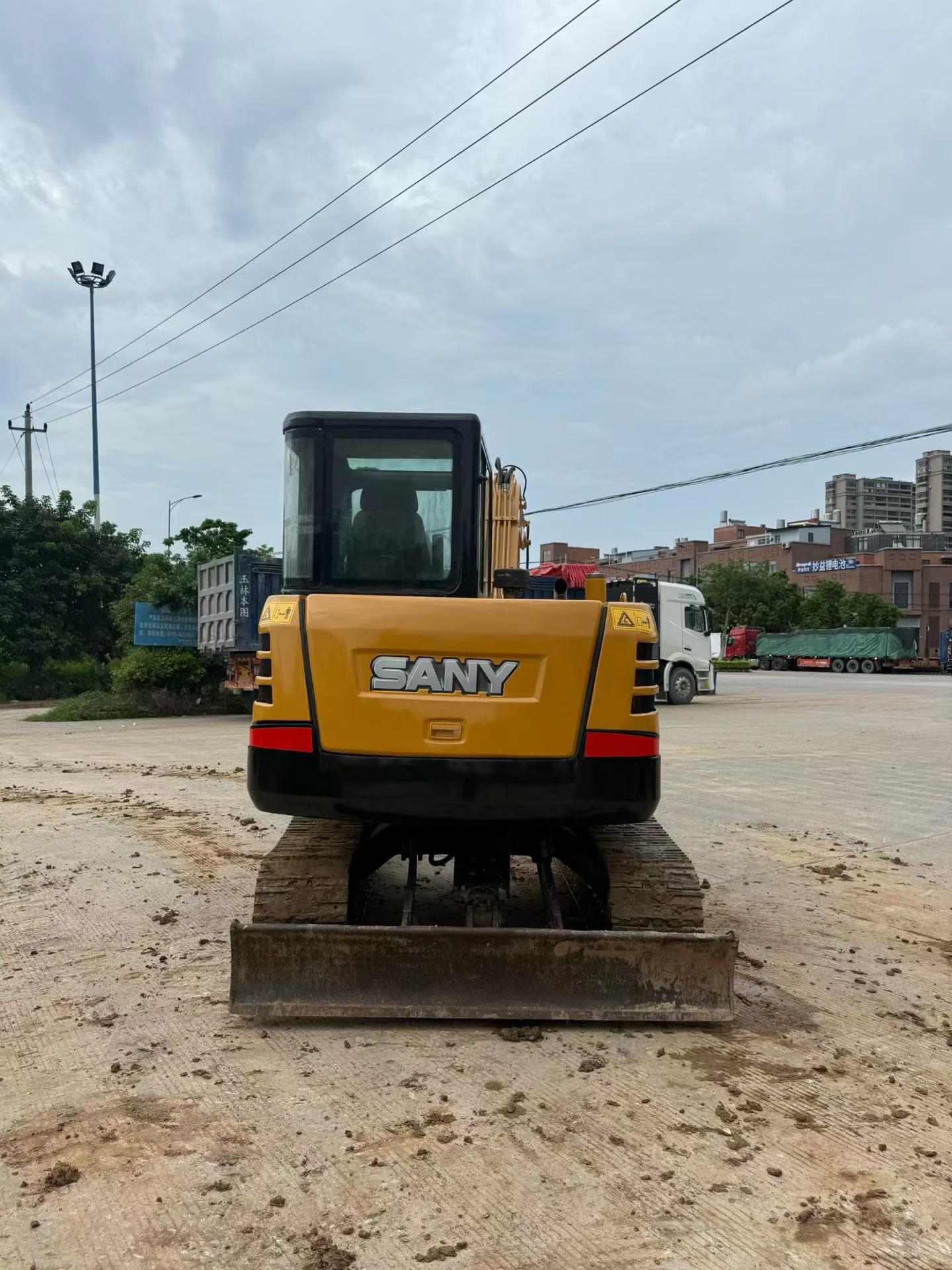 Buy Sany SY60 Used Excavator / 2