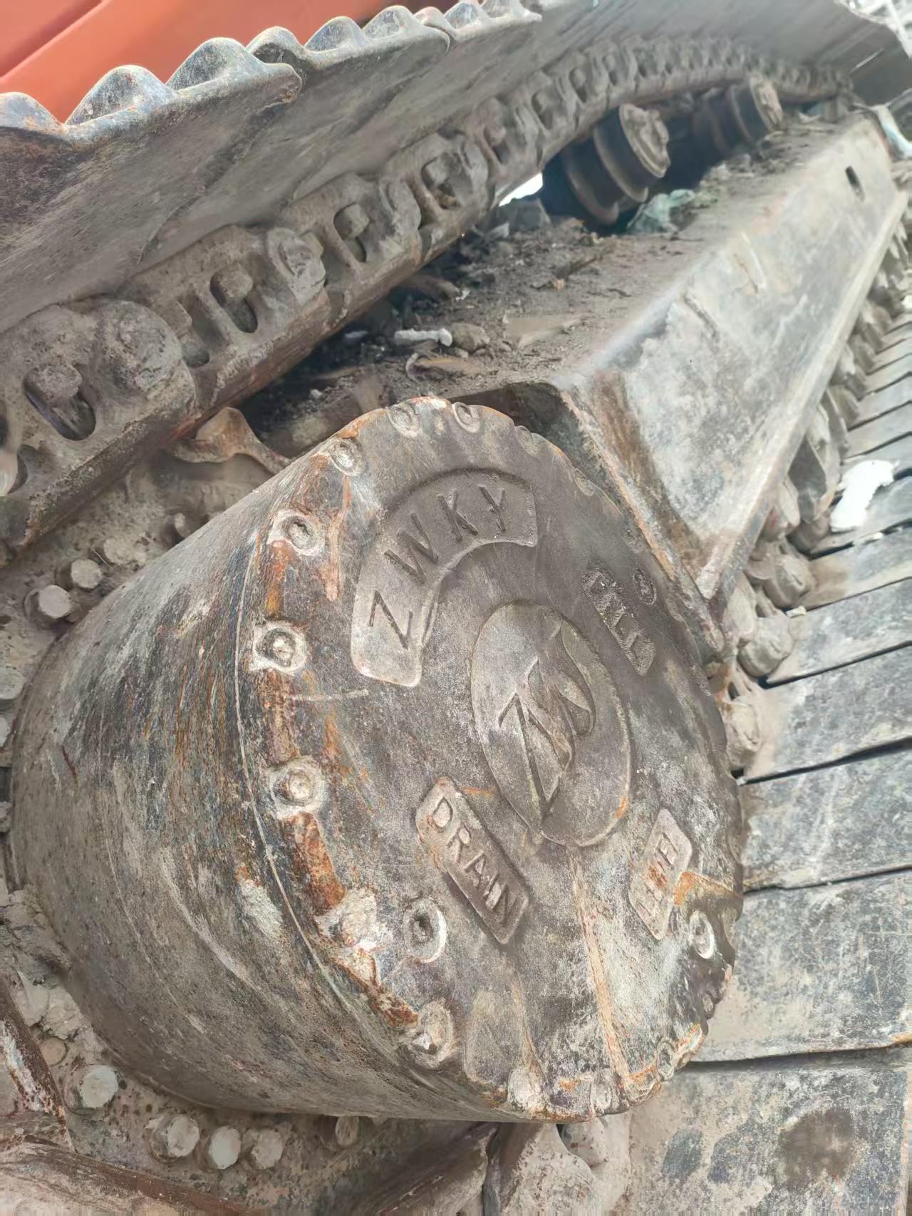 Buy Doosan DH225-7 Used Excavator / 8