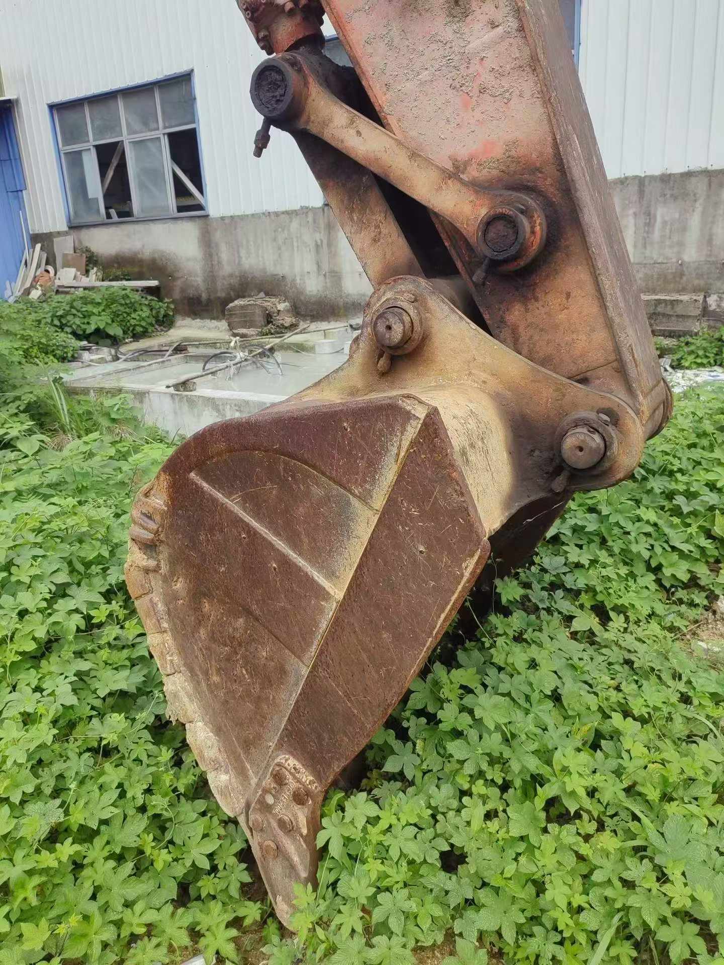 Buy Hitachi EX200-5 Used Excavator / 7