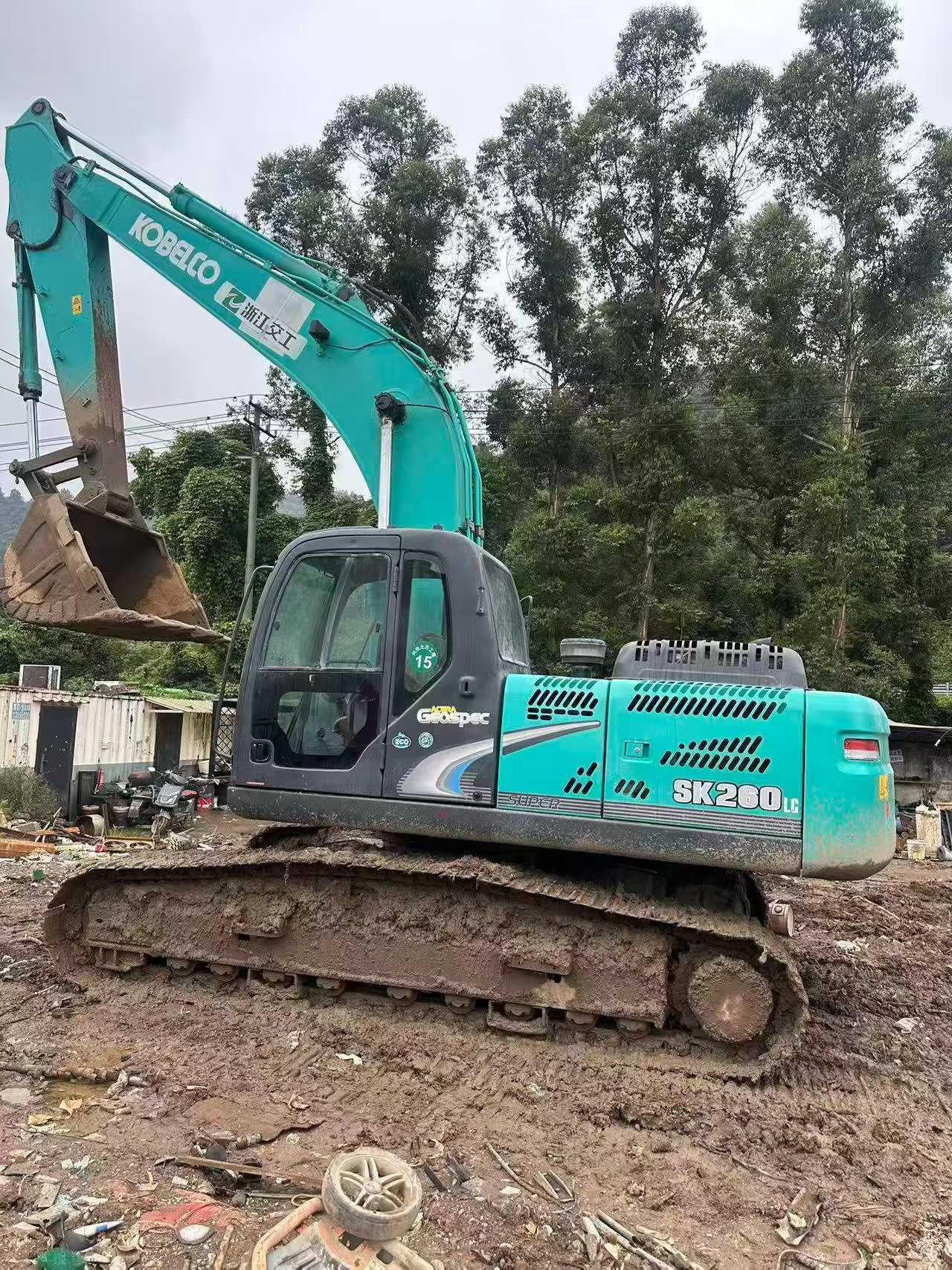 Buy Kobelco SK260 Used Excavator / 6
