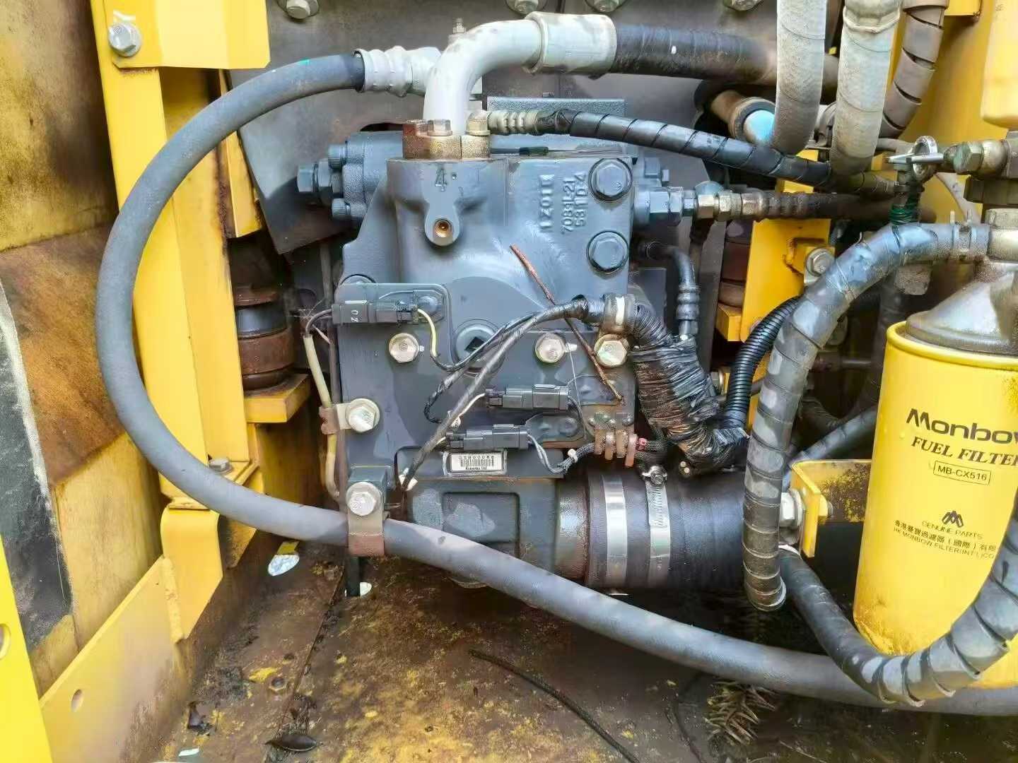 Buy Komatsu PC110-7 Used Excavator / 3