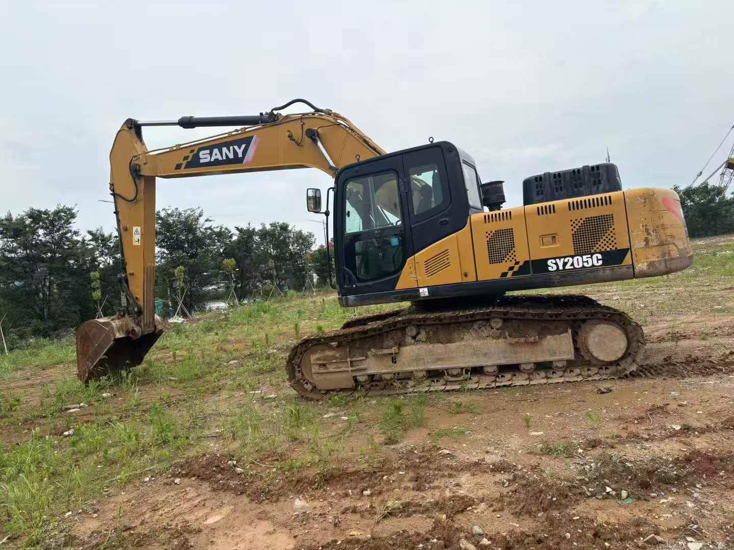 Buy Sany SY205C Used Excavator / 3