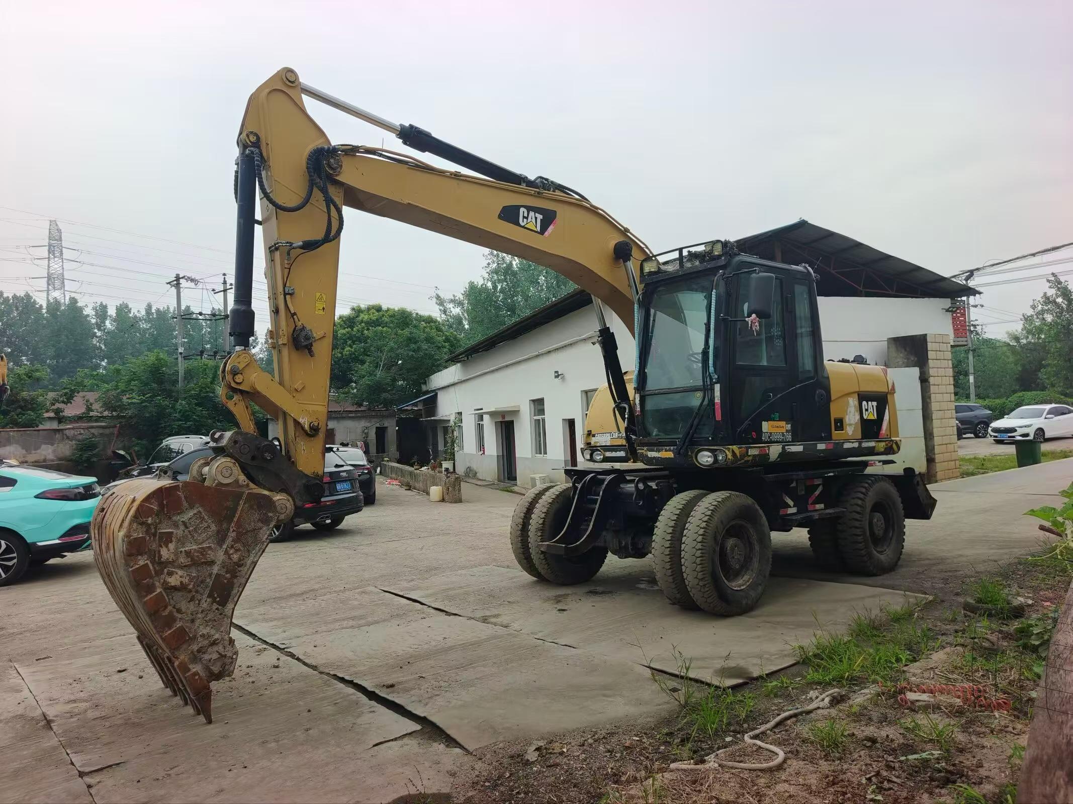 Buy Caterpillar M315 Used Excavator / 8