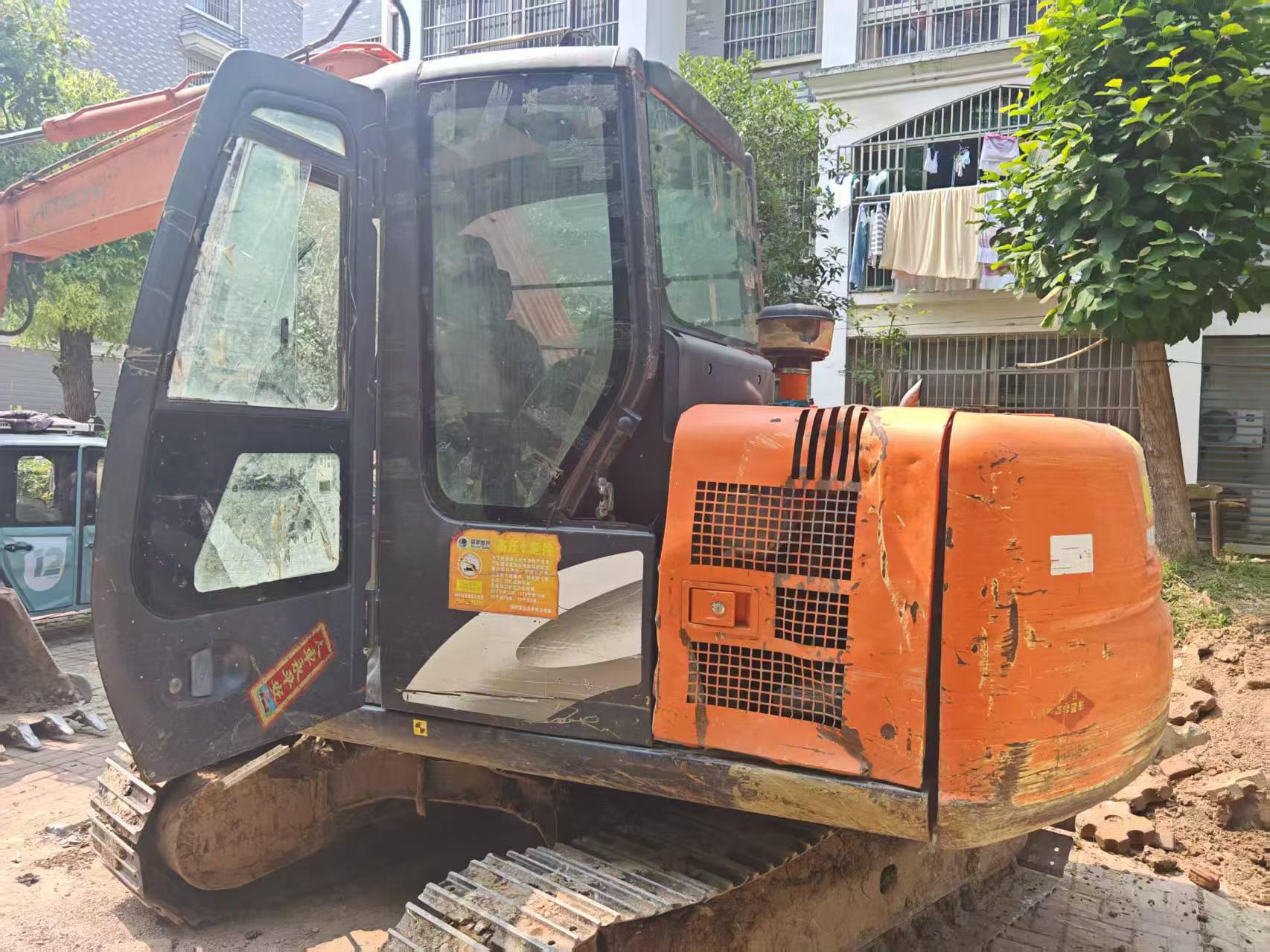 Buy Hitachi ZX70-3 Used Excavator / 6