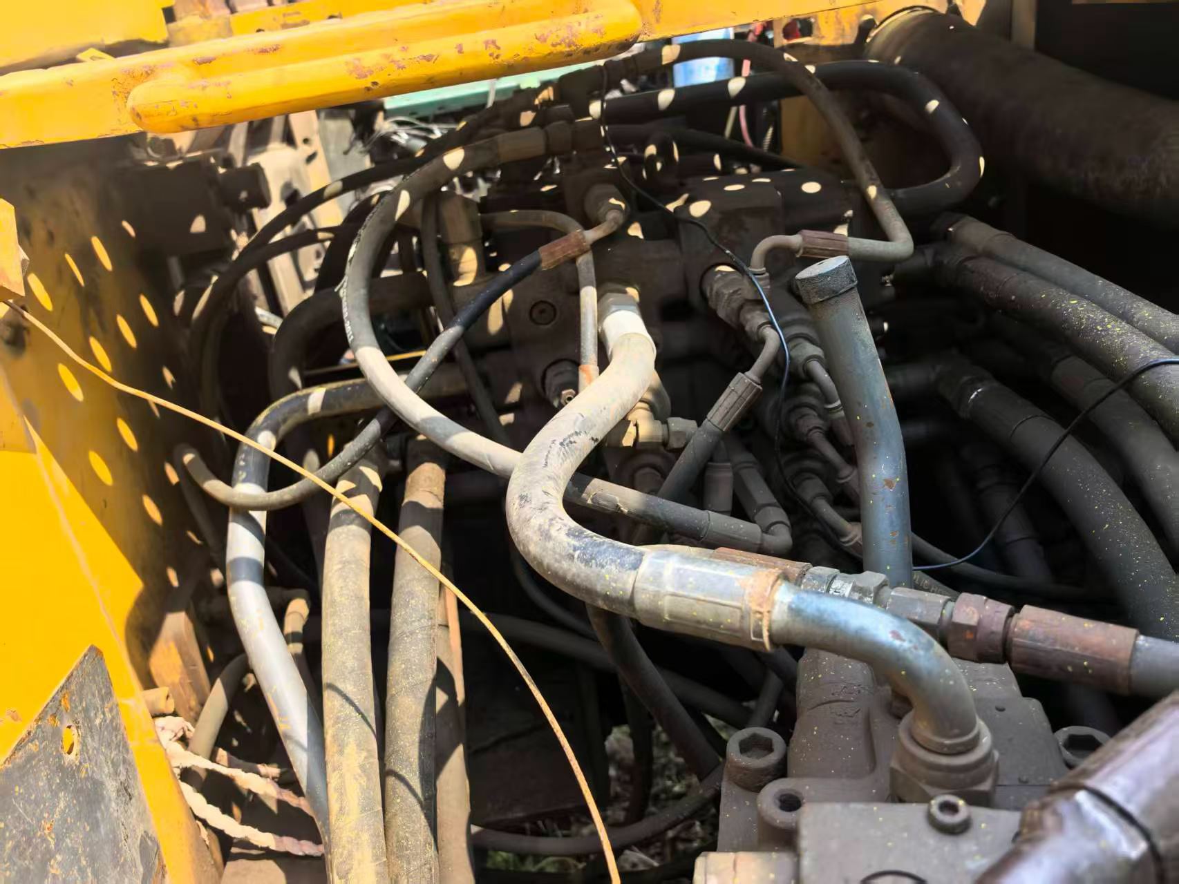 Buy Volvo EC210B Used Excavator / 4