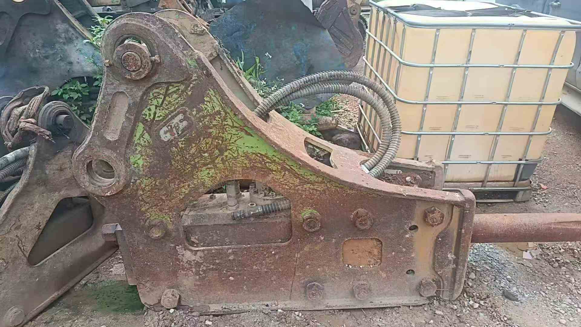 Buy Hyundai R225-7 Used Excavator / 9