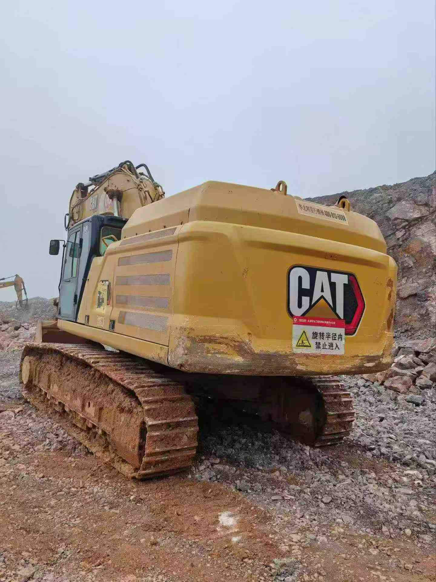 Buy Caterpillar 349E Used Excavator / 2