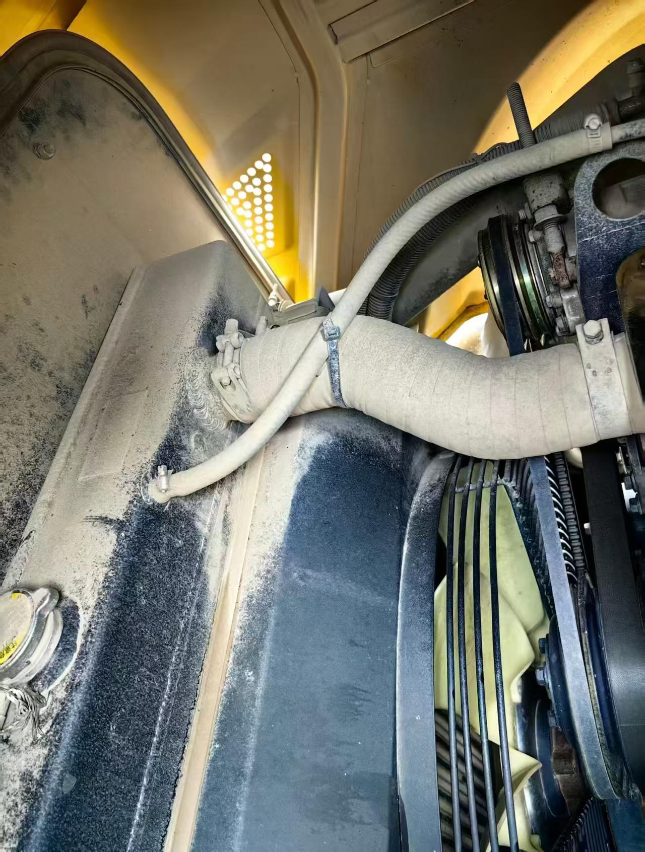 Buy XCMG XE265C Used Excavator / 9
