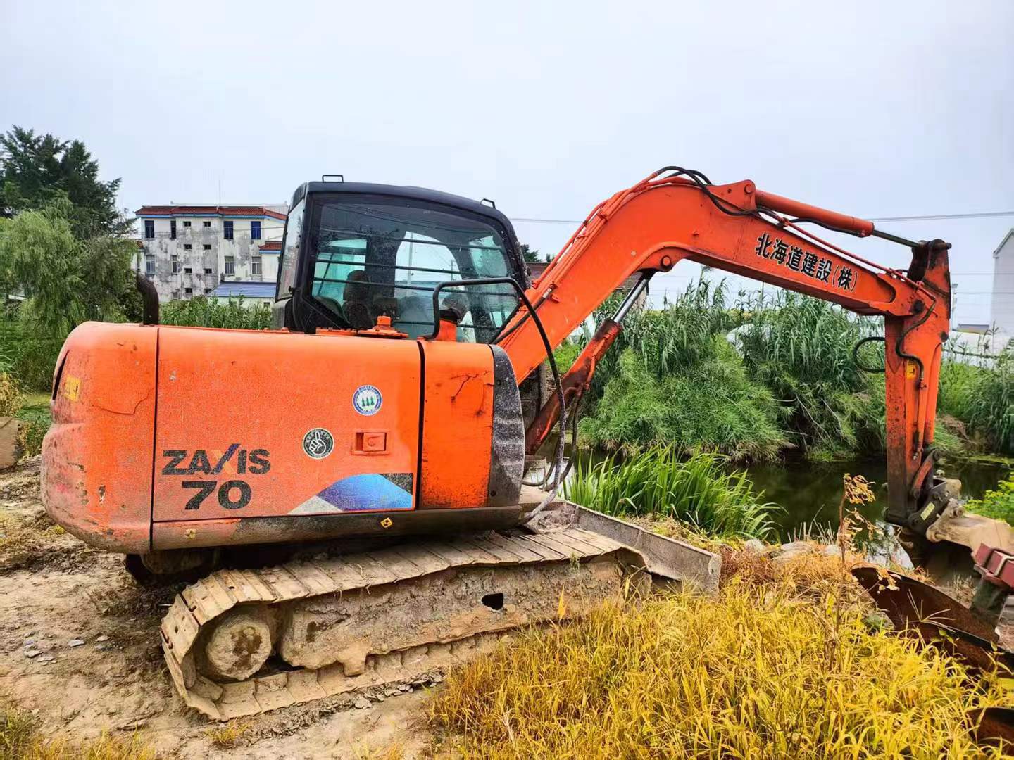 Buy Hitachi EX60-6 Used Excavator / 2