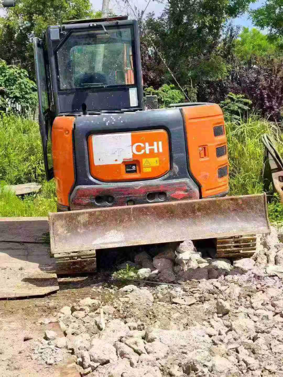 Buy Hitachi ZX68USR-5A Used Excavator / 6