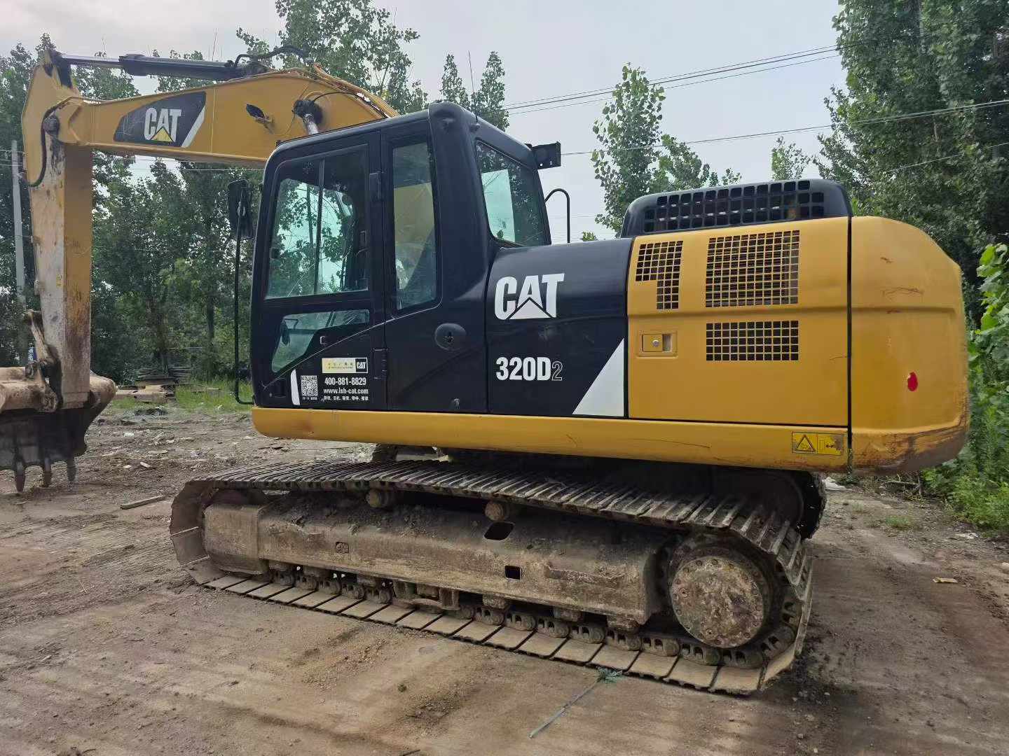 Buy Caterpillar 320D Used Excavator / 2