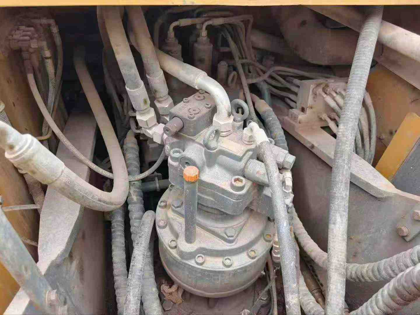 Buy XCMG XE200 Used Excavator / 2