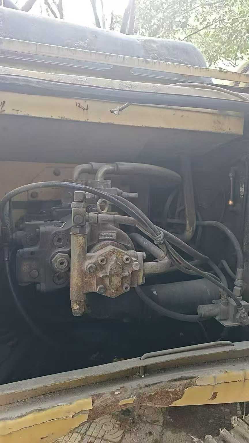 Buy Komatsu PC200 Used Excavator / 4