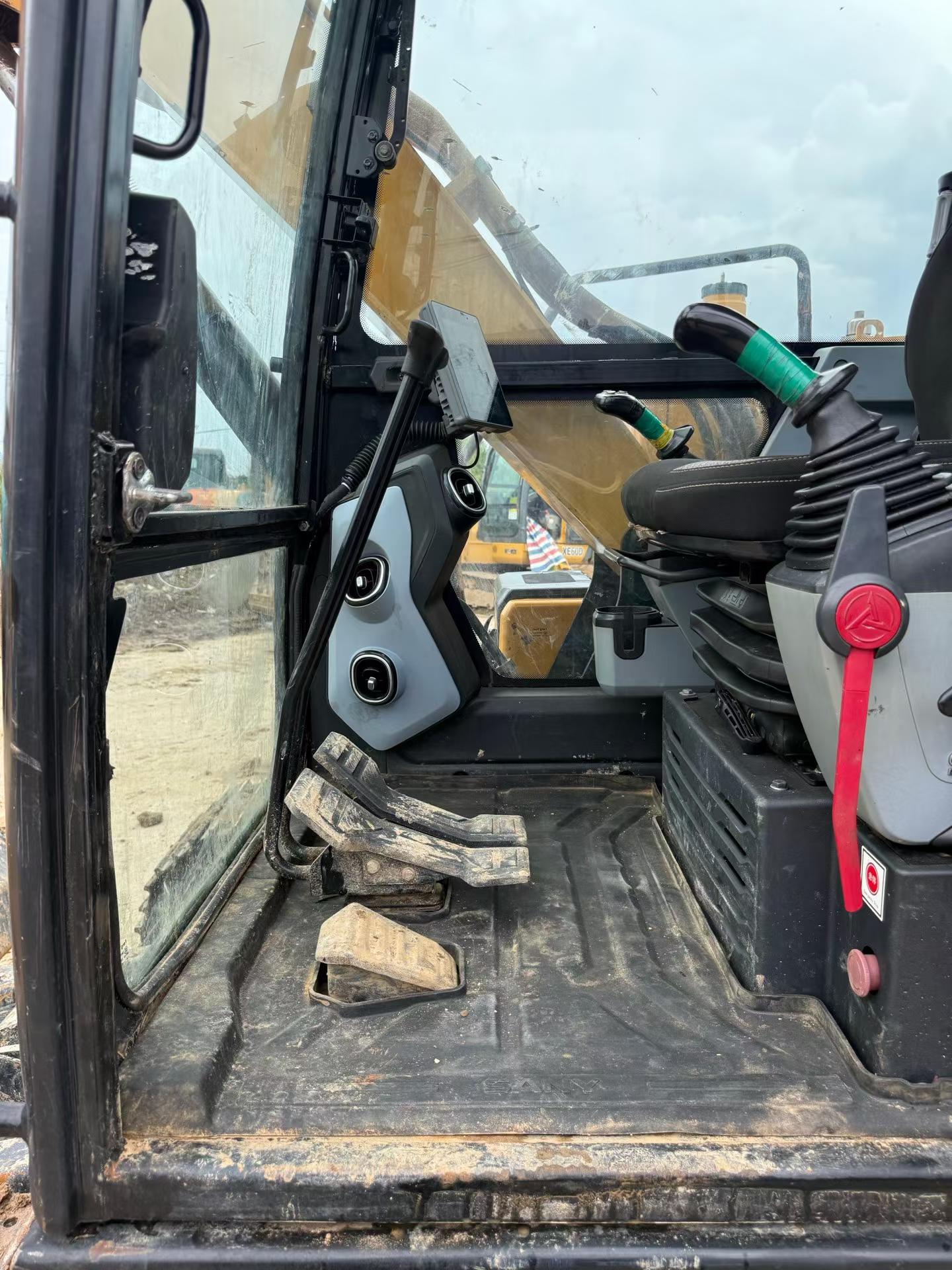 Buy Sany SY75 Used Excavator / 6