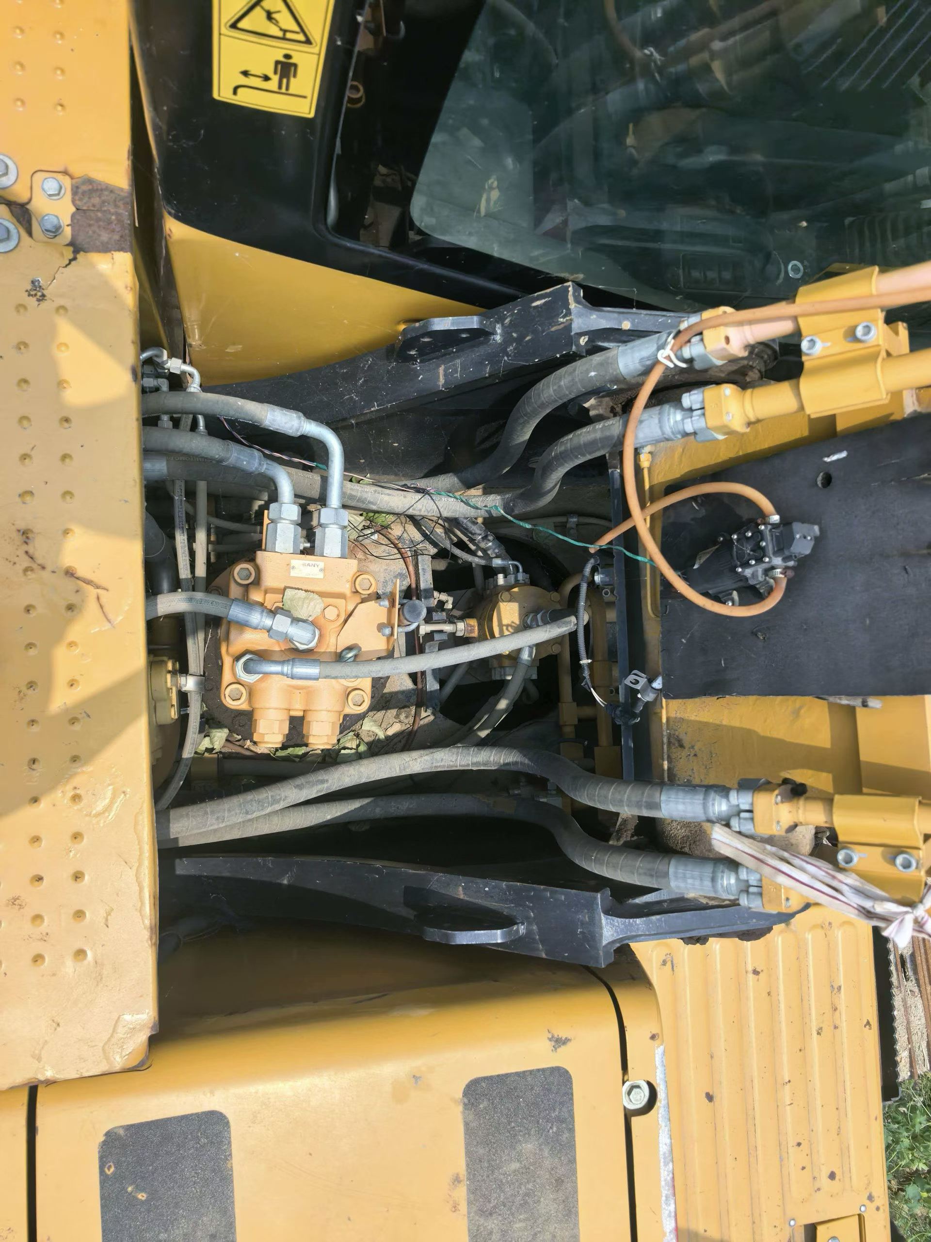 Buy Sany SY205C Used Excavator / 4