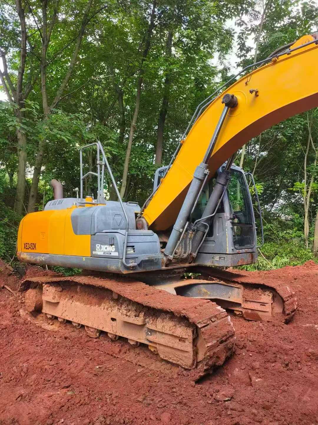 Buy XCMG XE200DA Used Excavator / 2