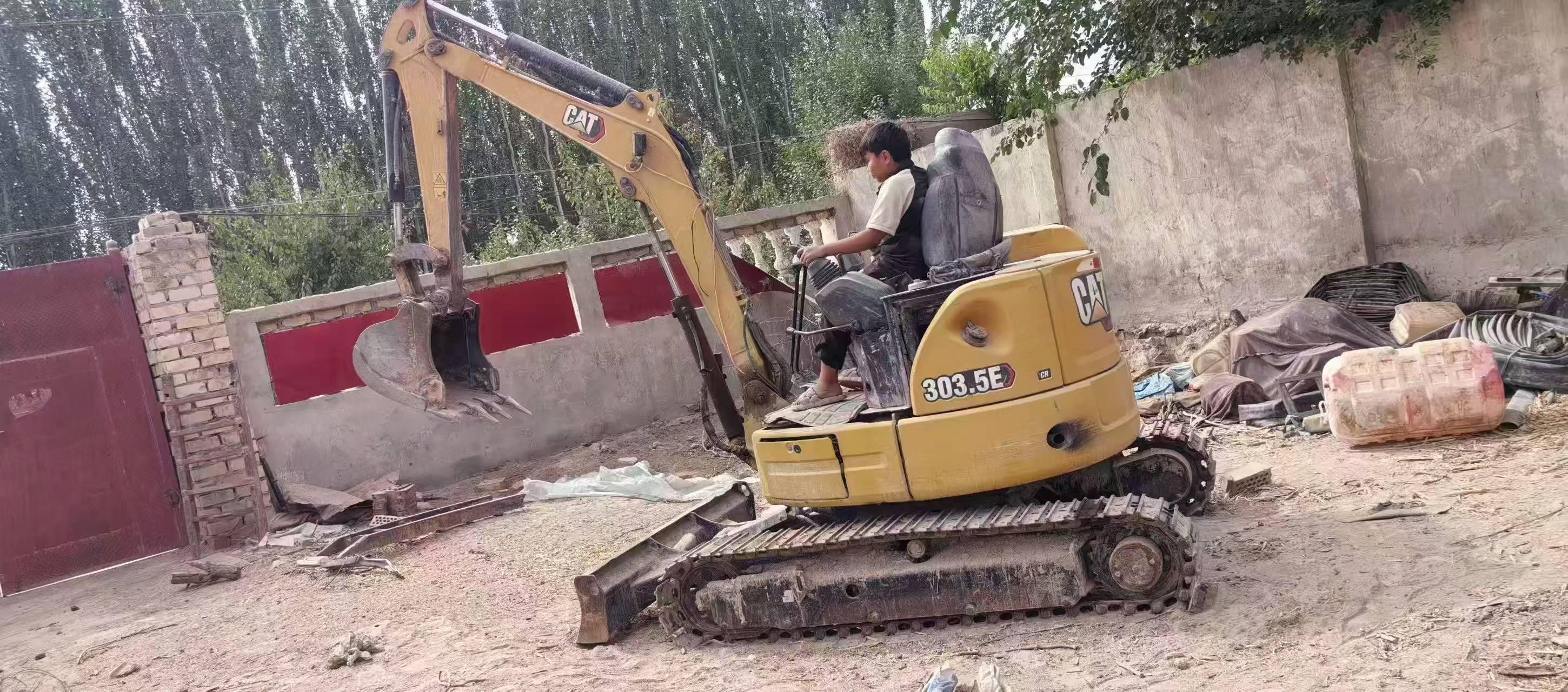 Buy Caterpillar 303E Used Excavator / 2