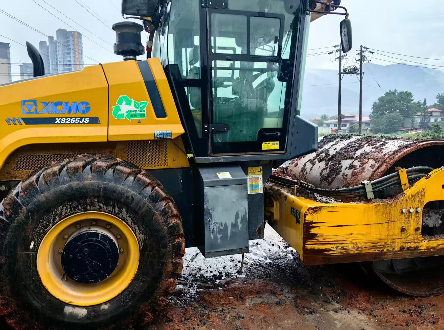 Buy XCMG XE265C Used Excavator / 3