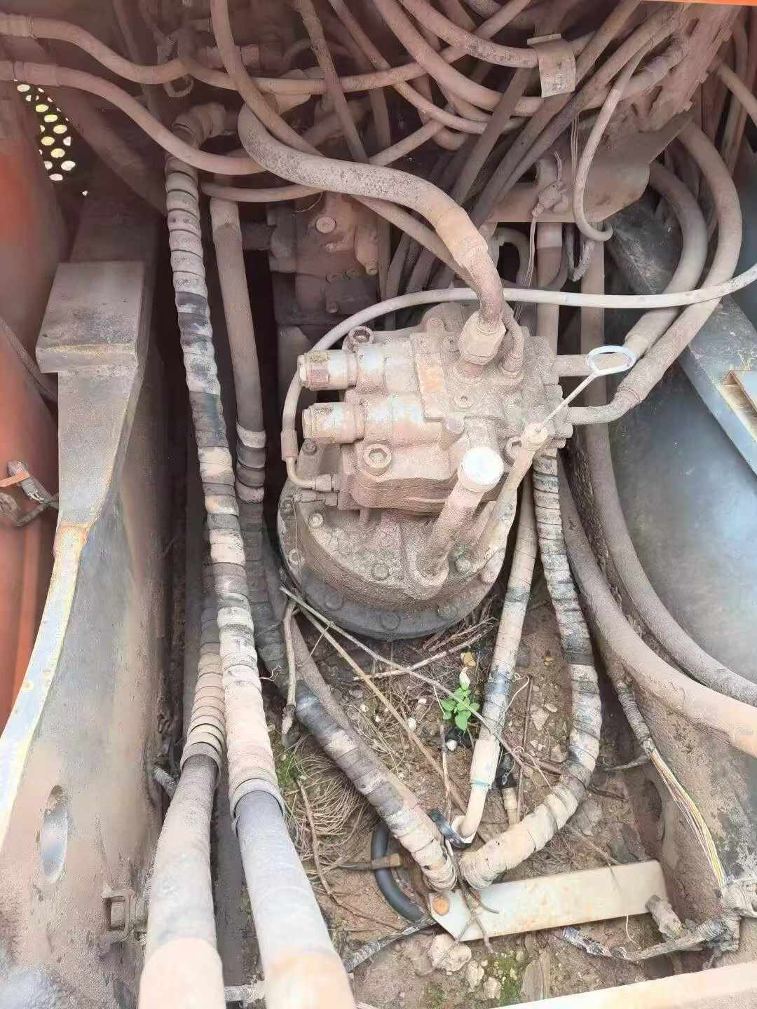Buy Hitachi EX200-3 Used Excavator / 5