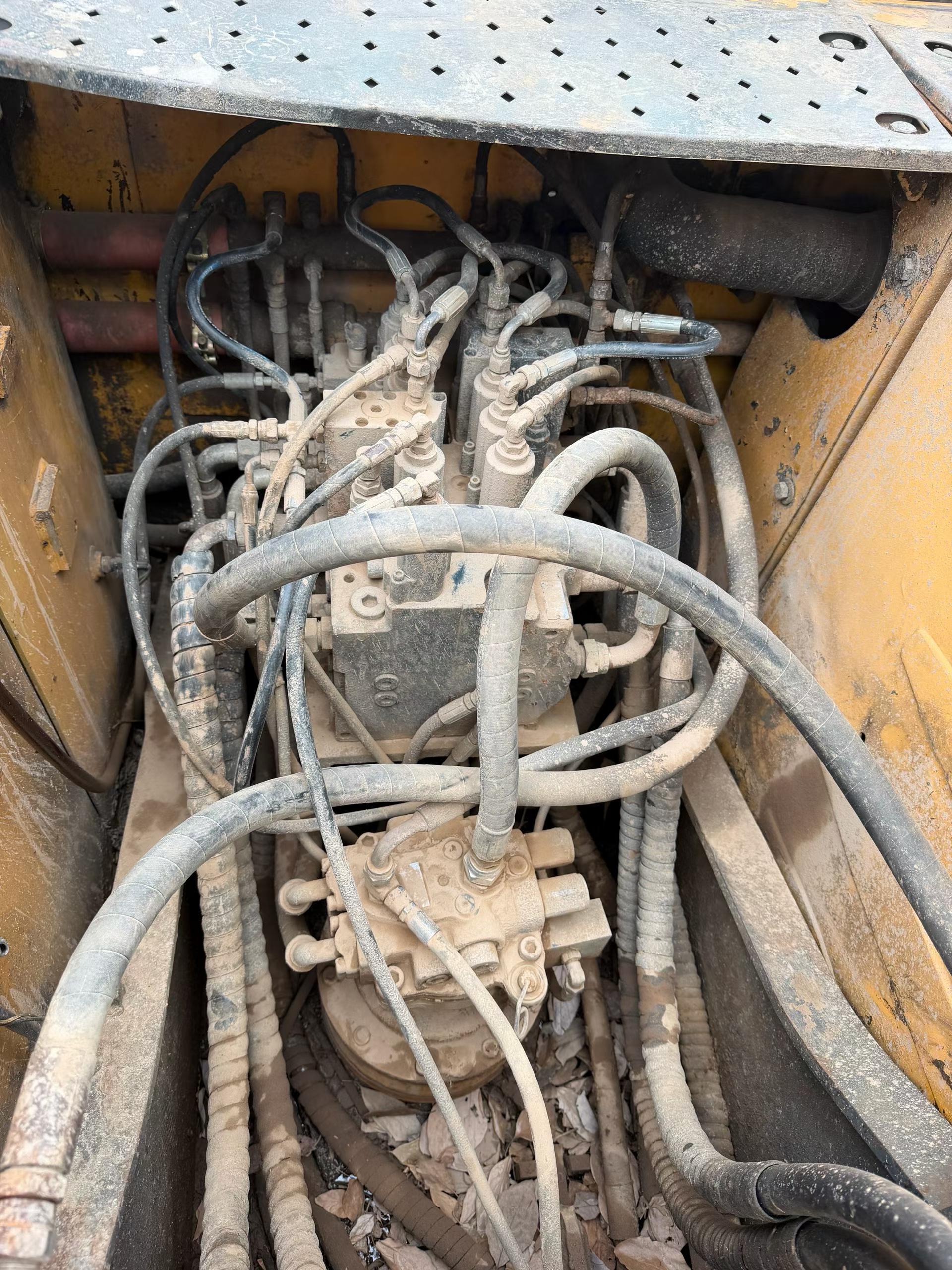 Buy Hyundai R150-7 Used Excavator / 5