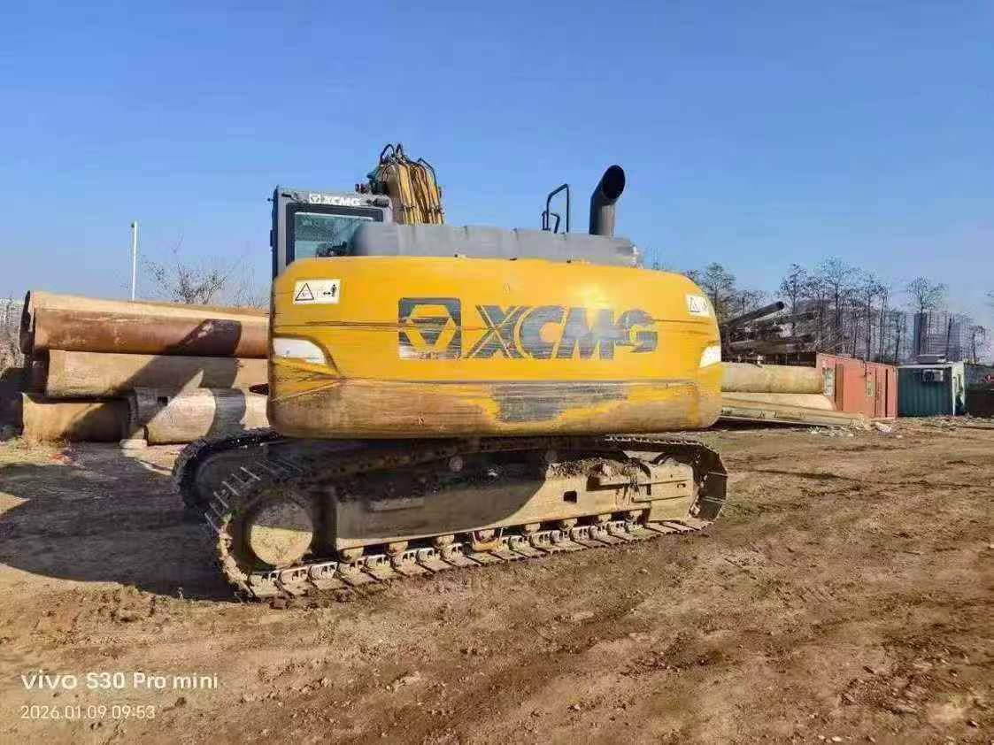 Buy XCMG XE215 Used Excavator / 7