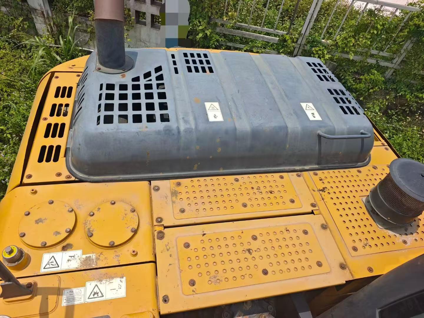 Buy XCMG XE205DA Used Excavator / 5
