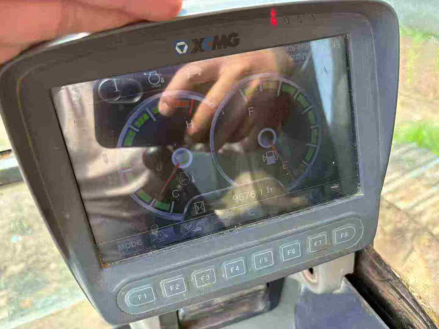 Buy XCMG XE215 Used Excavator / 5