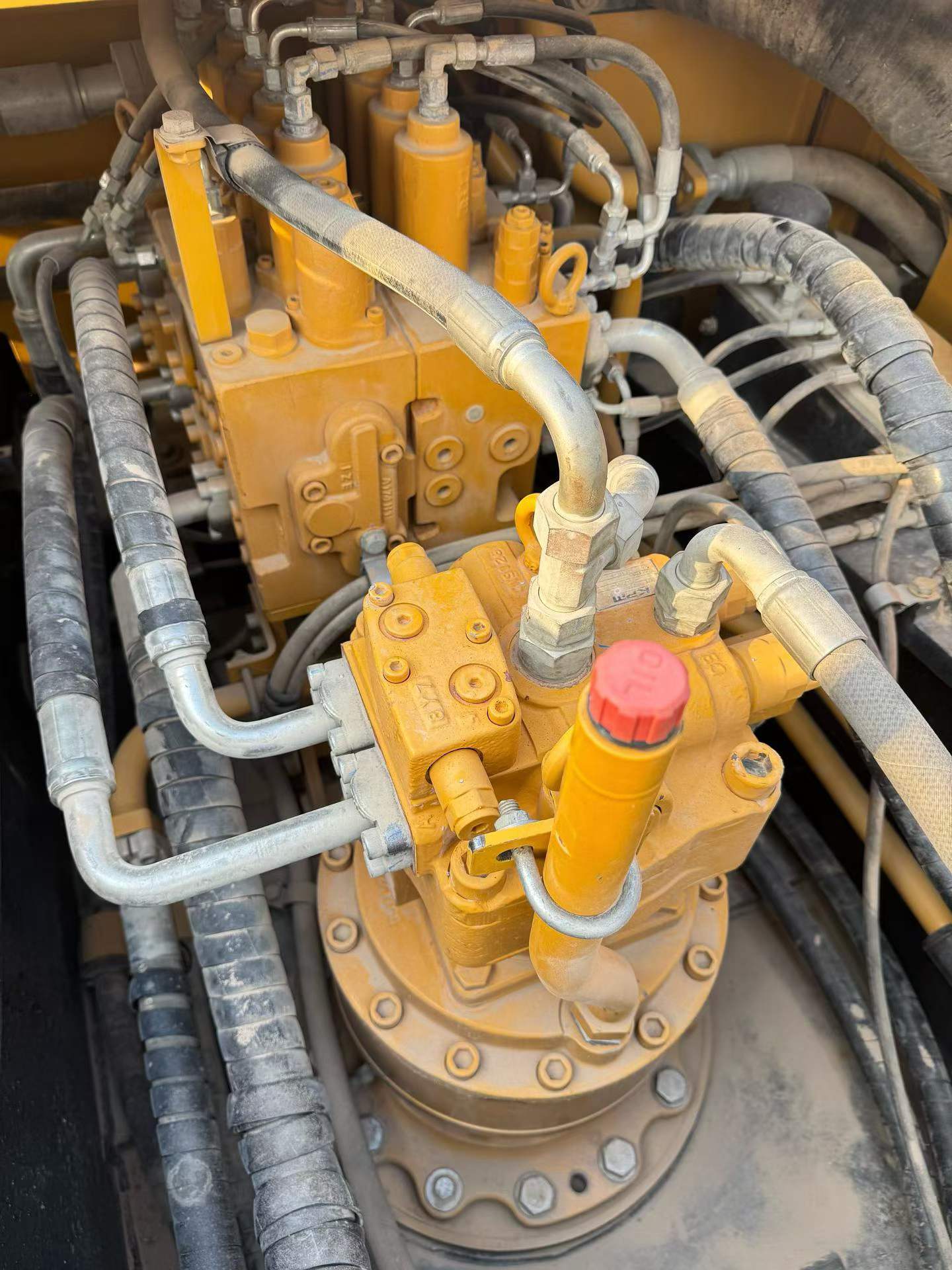 Buy Sany SY245H Used Excavator / 8