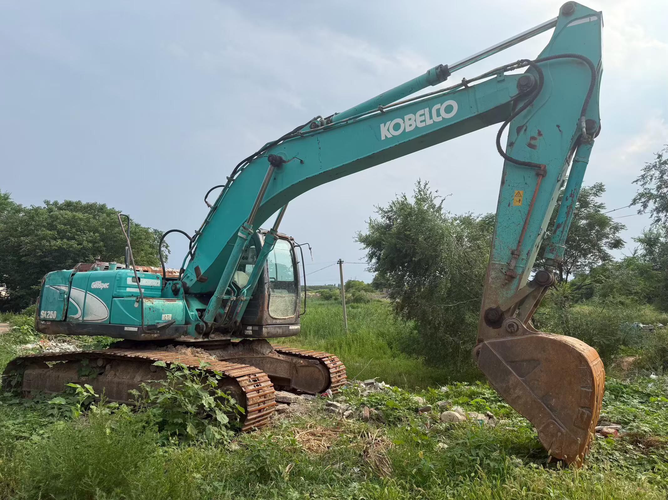 Buy Kobelco SK2008 Used Excavator / 5