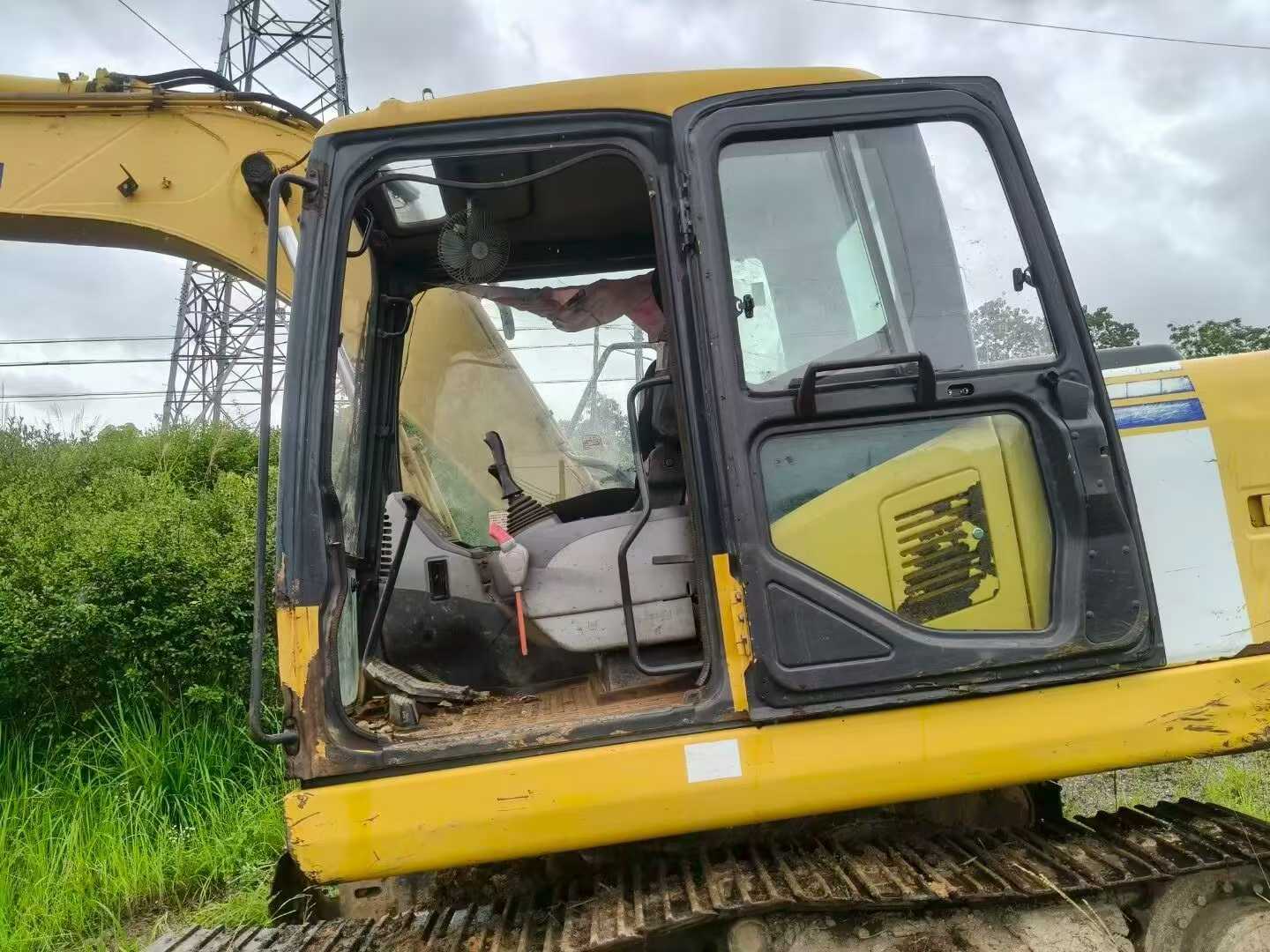 Buy Komatsu PC110-7 Used Excavator / 8