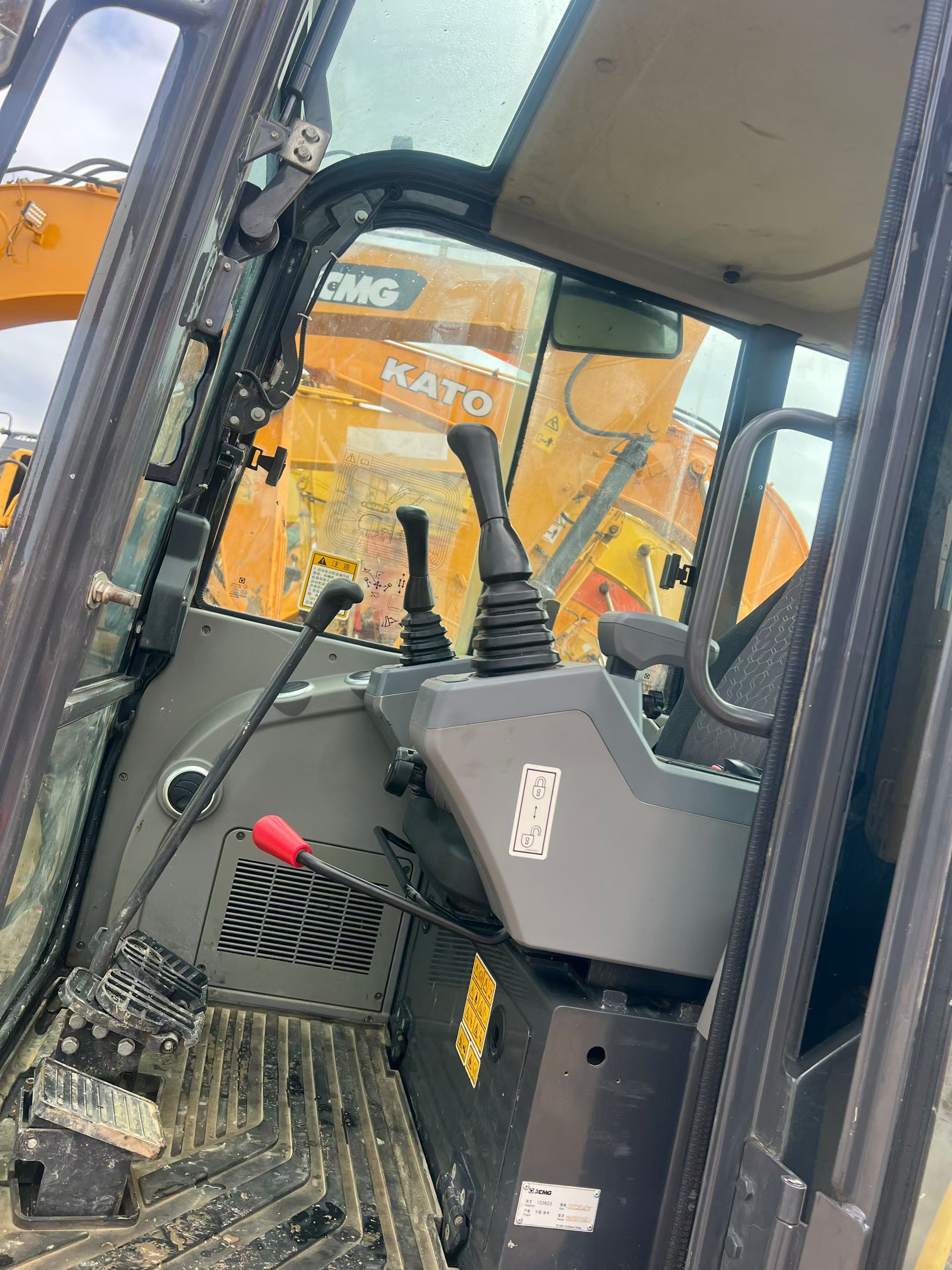Buy XCMG XE35U Used Excavator / 6