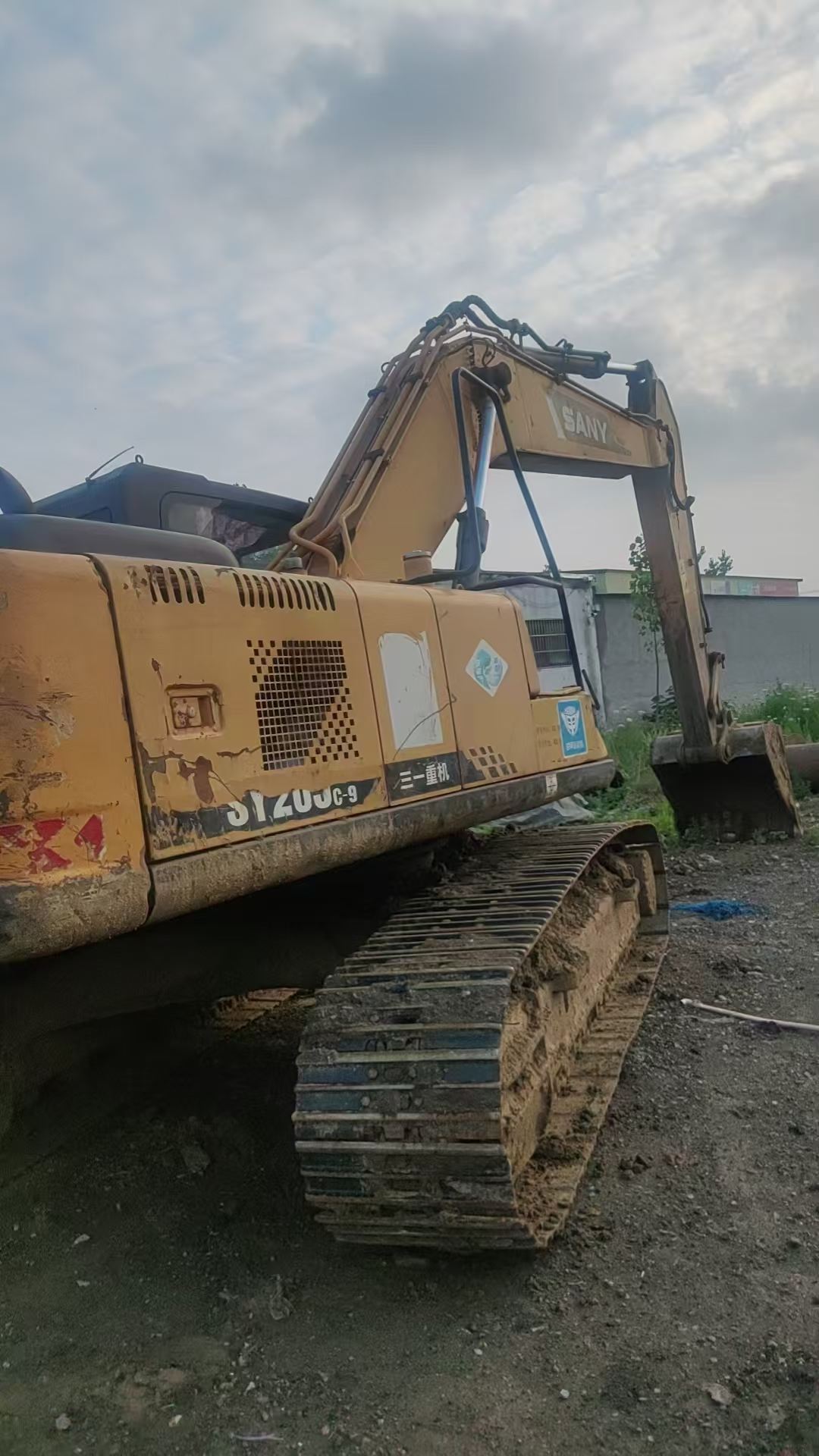 Buy Sany SY205C-8 Used Excavator / 2