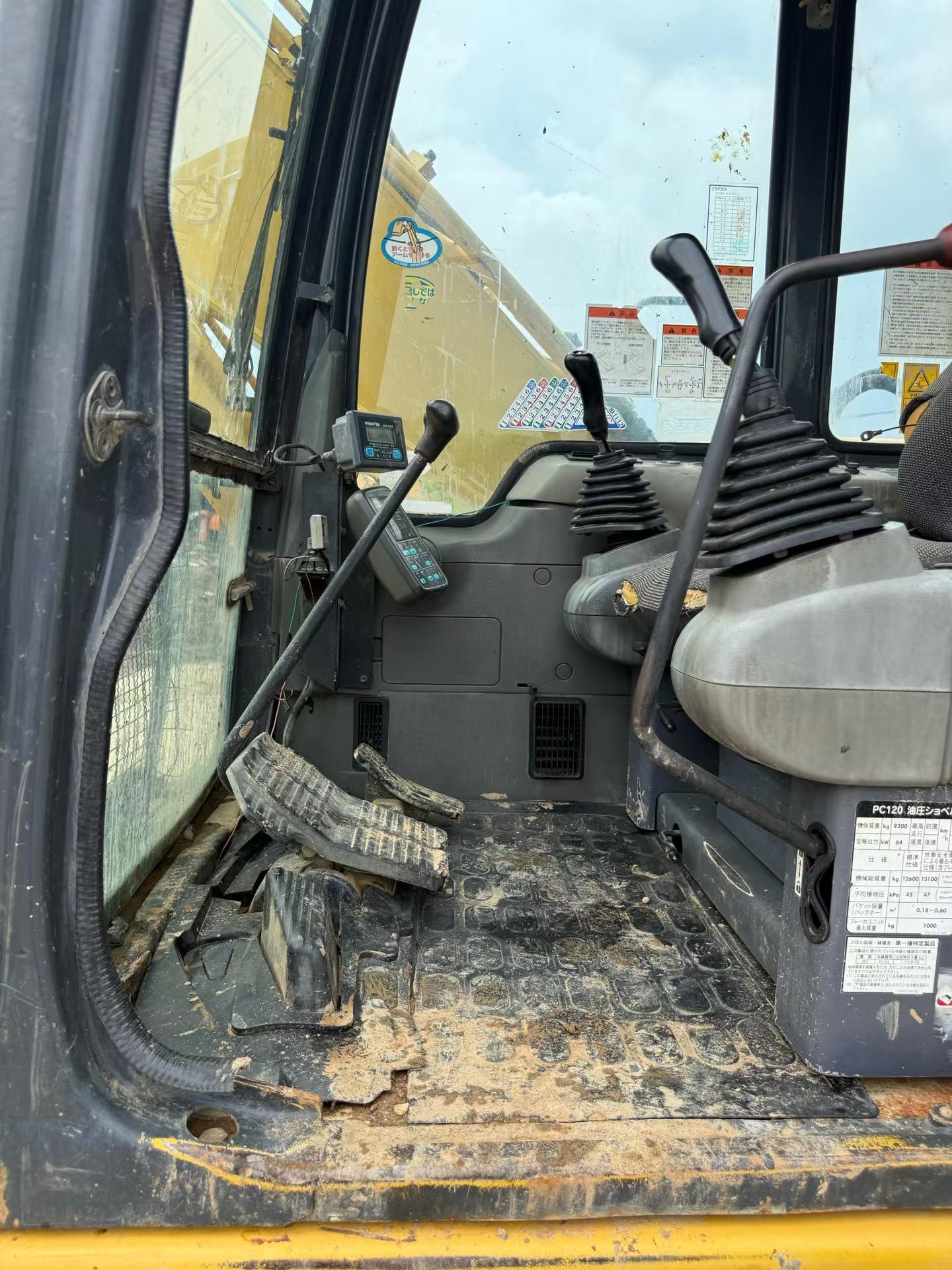 Buy Komatsu PC120-6E Used Excavator / 4