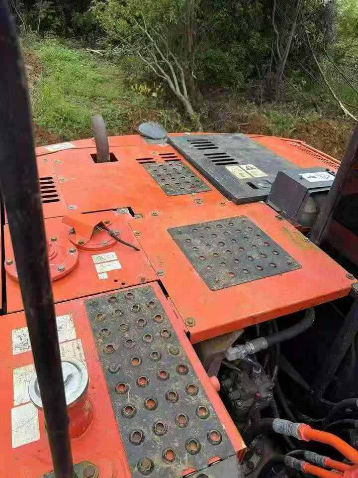 Buy Hitachi ZX130-5A Used Excavator / 3